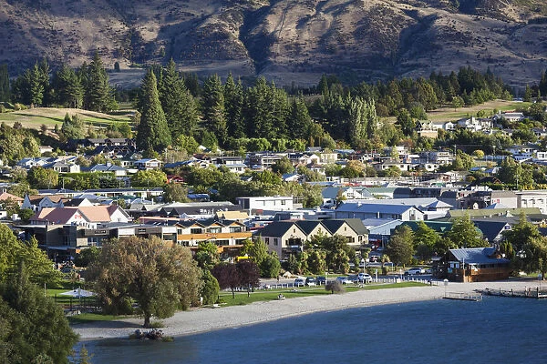 New Zealand, South Island, Otago, Wanaka, elevated town view