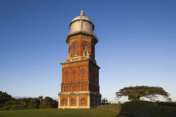New Zealand, South Island, Southland, Invercargill, the water tower, built 1888, dawn