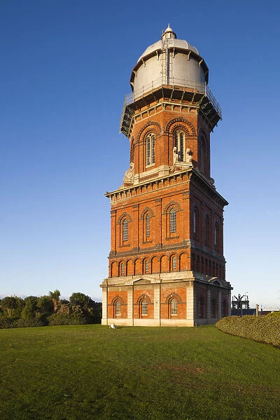 New Zealand, South Island, Southland, Invercargill, the water tower, built 1888, dawn