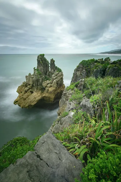 Framed Print : New Zealand, South Island, West Coast, Paparoa National Park, Punakaiki, Pancake Rocks Framed Print : New Zealand, South Island, West Coast, Paparoa National Park, Punakaiki, Pancake Rocks