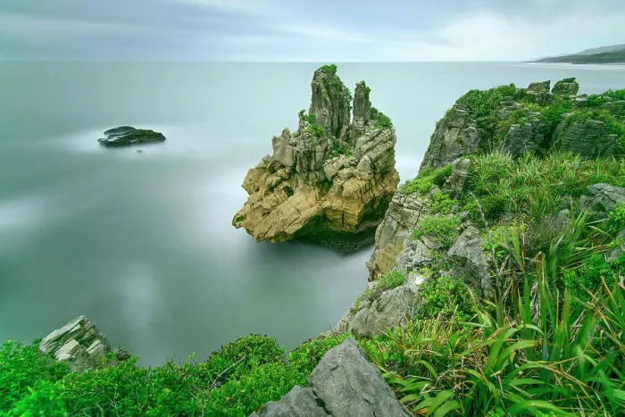 Framed Print : New Zealand, South Island, West Coast, Paparoa National Park, Punakaiki, Pancake Rocks Framed Print : New Zealand, South Island, West Coast, Paparoa National Park, Punakaiki, Pancake Rocks