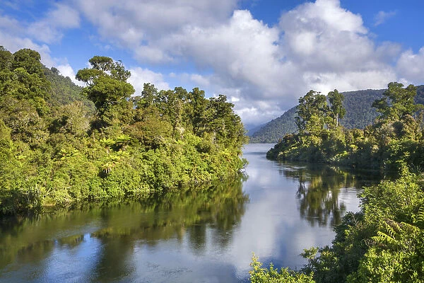 New Zealand, South Island, Westland National Park, Moeraki River