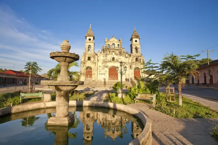 Framed Print : Nicaragua, Granada, Iglesia de Guadalupe