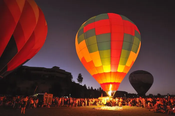 Framed Print : The night glow of Balloons, Bend, Central, Oregon, USA Framed Print : The night glow of Balloons, Bend, Central, Oregon, USA