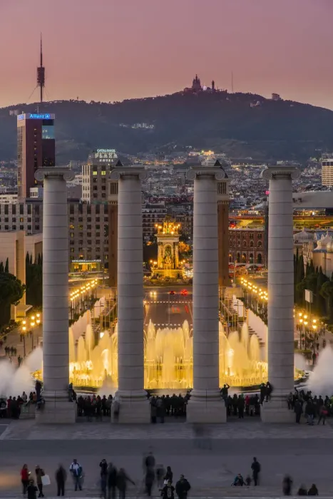 Framed Print : Night light show at Magic Fountain or Font Magica located in Montjuic, Barcelona