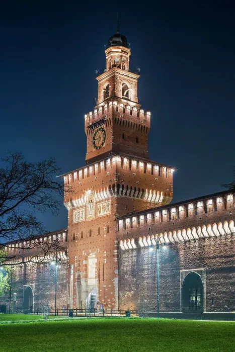 Framed Print : Night view of Castello Sforzesco (Sforza's Castle), Milan, Lombardy, Italy Framed Print : Night view of Castello Sforzesco (Sforza's Castle), Milan, Lombardy, Italy