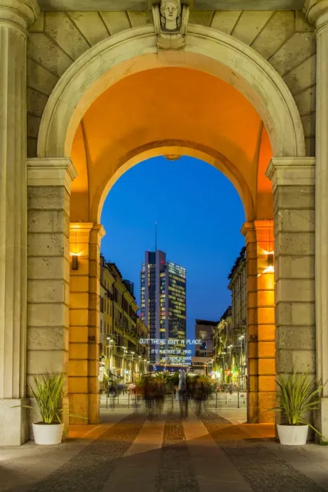 Framed Print : Night view of Corso Como night life area, Milan, Lombardy, Italy Framed Print : Night view of Corso Como night life area, Milan, Lombardy, Italy