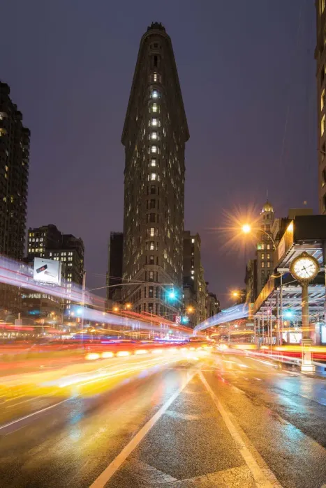 Framed Print : Night view of the Flatiron Building, Manhattan, New York, USA Framed Print : Night view of the Flatiron Building, Manhattan, New York, USA