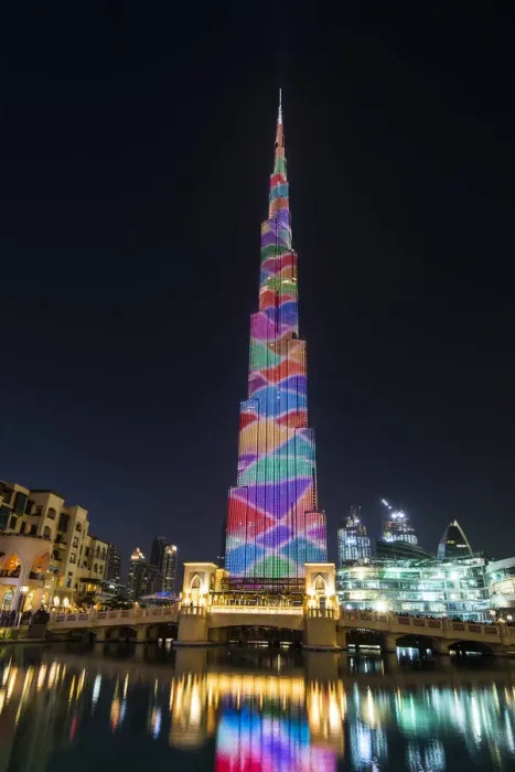 Framed Print : Night view of LED light show on Burj Khalifa, Dubai, United Arab Emirates Framed Print : Night view of LED light show on Burj Khalifa, Dubai, United Arab Emirates