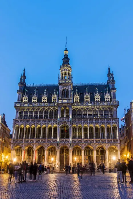 Framed Print : Night view of Maison du Roi building, Grand Place, Brussels, Belgium