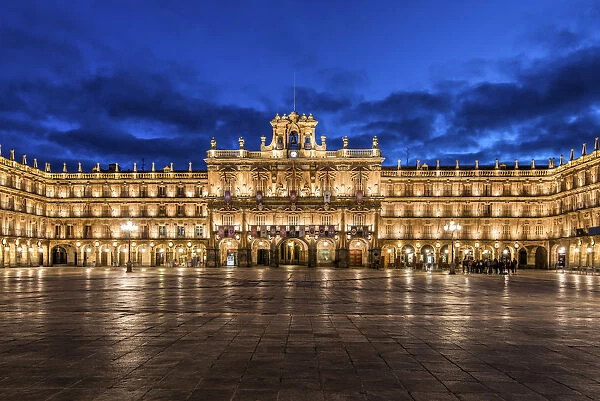 Night view of Plaza Mayor, Salamanca, Castile and Leon, Spain