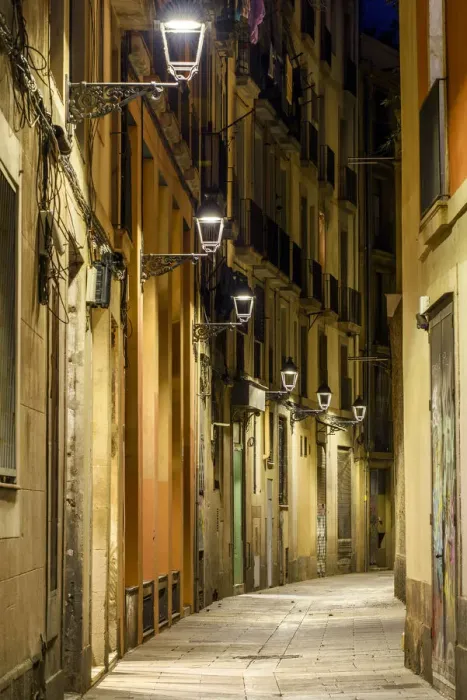 Framed Print : Night view of an empty street in the Gothic Quarter or Barrio Gotico, Barcelona, Catalonia Framed Print : Night view of an empty street in the Gothic Quarter or Barrio Gotico, Barcelona, Catalonia