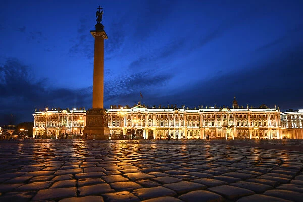 Night view of Winter Palace, Saint Petersburg, Russia