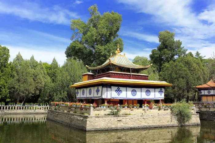 Framed Print : Norbulingka palace, Lhasa, Tibet, China Framed Print : Norbulingka palace, Lhasa, Tibet, China
