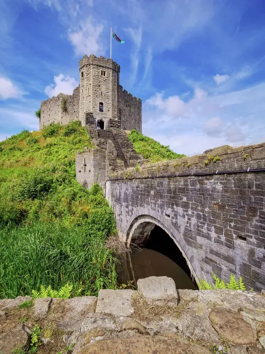 Framed Print : The Norman Keep, Cardiff Castle, Cardiff, Wales, United Kingdom Framed Print : The Norman Keep, Cardiff Castle, Cardiff, Wales, United Kingdom