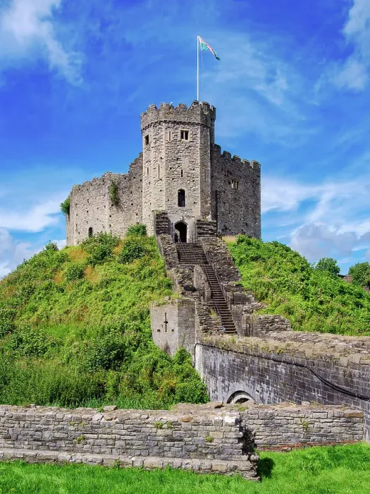 Framed Print : The Norman Keep, Cardiff Castle, Cardiff, Wales, United Kingdom Framed Print : The Norman Keep, Cardiff Castle, Cardiff, Wales, United Kingdom