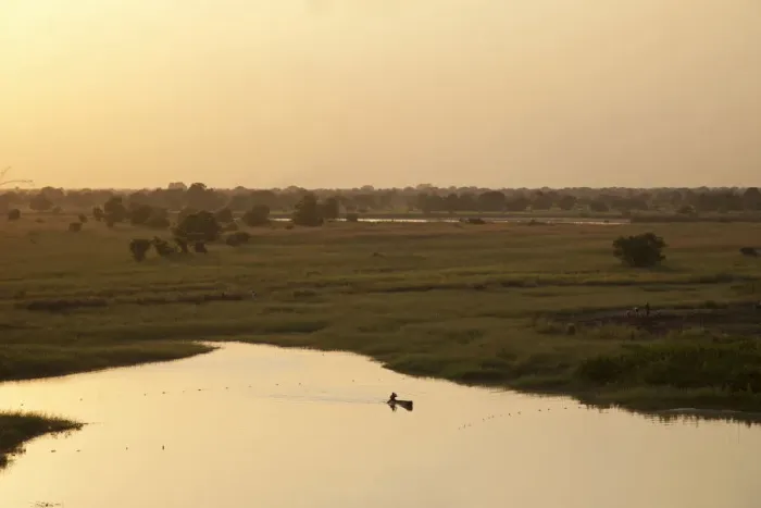 Framed Print : Northern Bahr el Ghazal, South Sudan. Fishing in the swamps