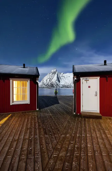 Framed Print : Northern Lights at Hamnoy rorbuer in front of Olstinden mountain, Hamanoy, Vestfjorden, Nordland, Lofoten Islands, Norway (MR) Framed Print : Northern Lights at Hamnoy rorbuer in front of Olstinden mountain, Hamanoy, Vestfjorden, Nordland, Lofoten Islands, Norway (MR)