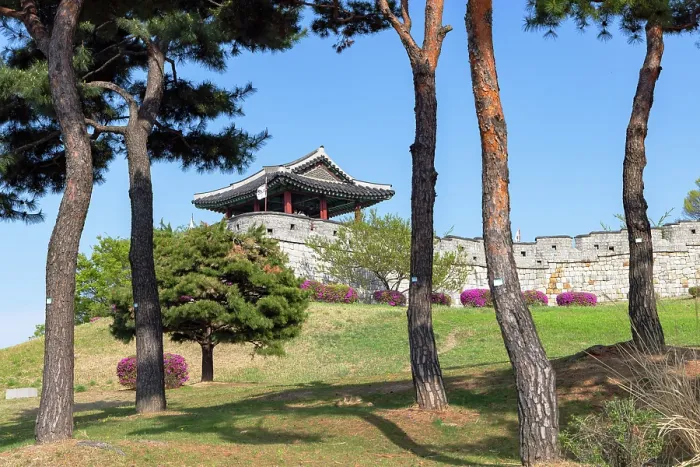 Framed Print : Northwestern Pavilion on city walls of Hwaseong Fortress (UNESCO World Heritage Site), Suwon, Gyeonggi Province, South Korea Framed Print : Northwestern Pavilion on city walls of Hwaseong Fortress (UNESCO World Heritage Site), Suwon, Gyeonggi Province, South Korea