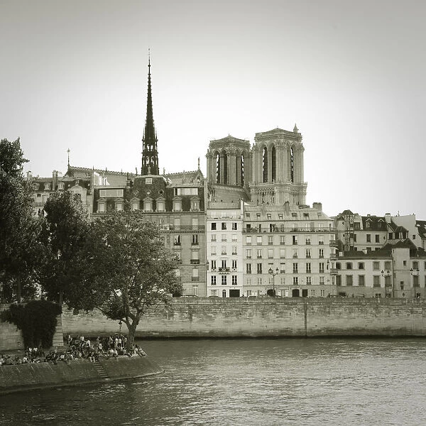 Notre Dame & Ile de la Cite, Paris, France