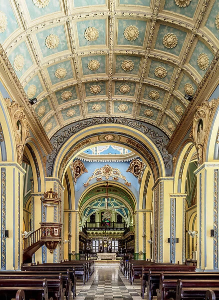 Nuestra Senora de la Asuncion Cathedral, interior, Santiago de Cuba