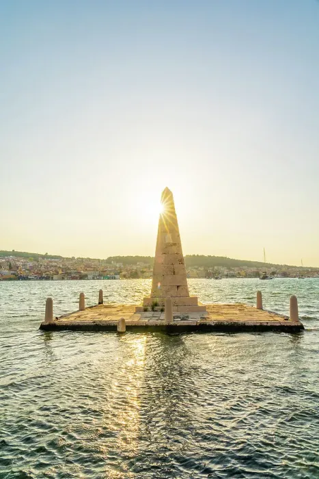 Framed Print : The Obelisk, Argostoli, Kefalonia, Ionian Islands, Greek Islands, Greece Framed Print : The Obelisk, Argostoli, Kefalonia, Ionian Islands, Greek Islands, Greece