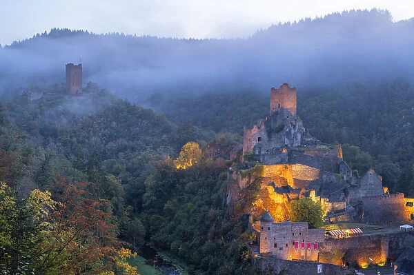 Oberburg and Niederburg castles, Manderscheid, Eifel, Rhineland-Palatinate, Germany
