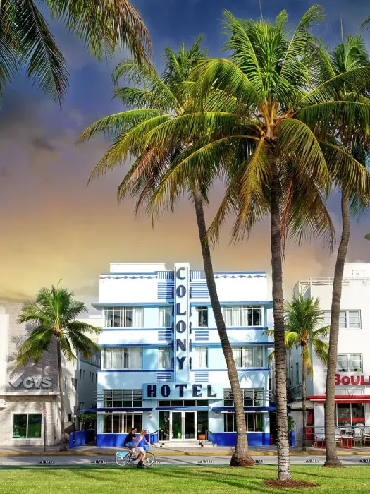 Framed Print : Ocean Drive, Art Deco District, South Beach, Miami Beach Miami, Florida, USA Framed Print : Ocean Drive, Art Deco District, South Beach, Miami Beach Miami, Florida, USA