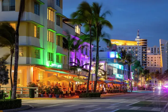 Framed Print : Ocean Drive at dusk, Miami, United States of America Framed Print : Ocean Drive at dusk, Miami, United States of America