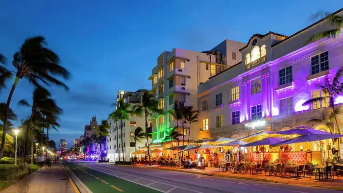 Framed Print : Ocean Drive at dusk, Miami, United States of America Framed Print : Ocean Drive at dusk, Miami, United States of America