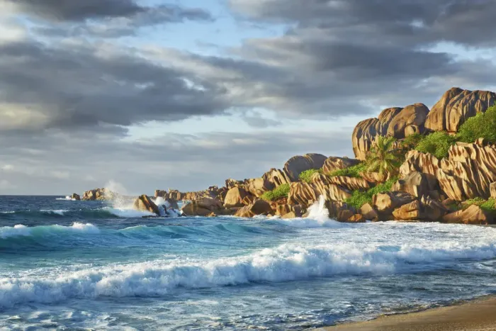 Framed Print : Ocean impression at Grande Anse - Seychelles, La Digue, Grande Anse - Indian Ocean Framed Print : Ocean impression at Grande Anse - Seychelles, La Digue, Grande Anse - Indian Ocean
