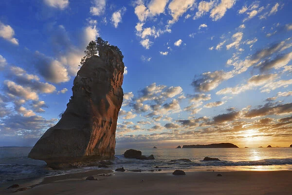 Ocean impression at Te Hoho Rock - New Zealand, North Island, Waikato, Coromandel, Hahei