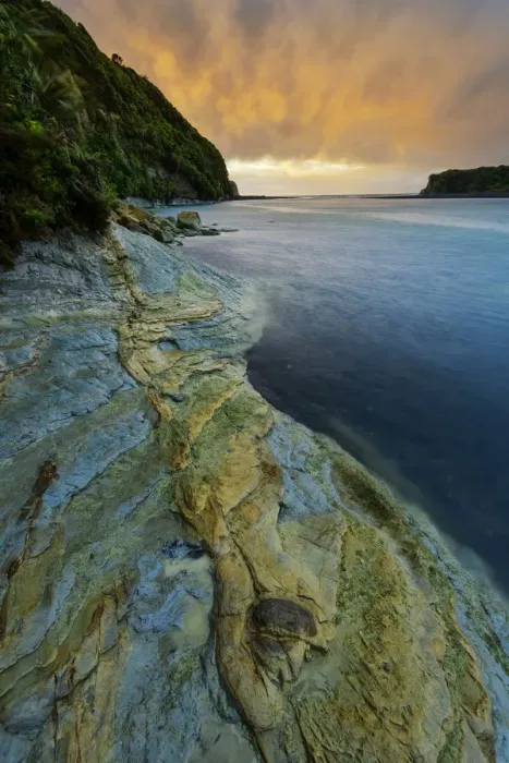 Framed Print : Oceania, New Zealand, Aotearoa, North Island, Tongapurutu, coast at sunset north of