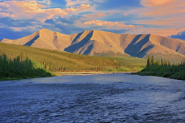 Ogilvie River and Ogilvie Mountains on the Dempster Highway near Elephant Rock (KM 220) Dempster Highway, Yukon, Canada