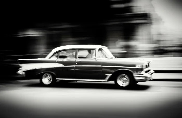 Framed Print : Old American car speeding along The Malecon (waterfront) Havana Centro, Havana, Cuba, Caribbean Framed Print : Old American car speeding along The Malecon (waterfront) Havana Centro, Havana, Cuba, Caribbean