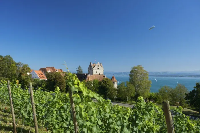 Framed Print : Old Castle of Meersburg, Lake Constance, Baden-Wuerttemberg, Germany Framed Print : Old Castle of Meersburg, Lake Constance, Baden-Wuerttemberg, Germany