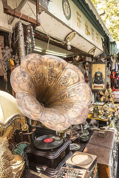 Old gramaphone, Dongtai Road Antiques Market, Shanghai, China