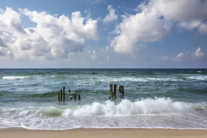 Framed Print : Old groynes on the west beach of Rantum, Sylt, Schleswig-Holstein, Germany