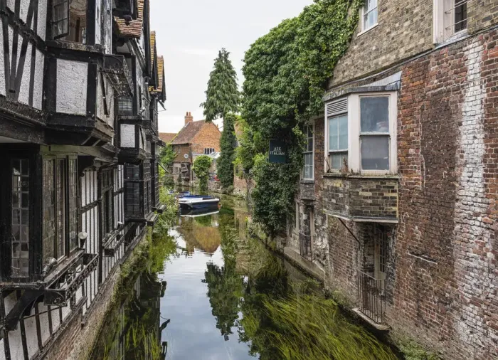 Framed Print : Old houses reflected in the Great Stour river in Canterbury, Kent, England Framed Print : Old houses reflected in the Great Stour river in Canterbury, Kent, England