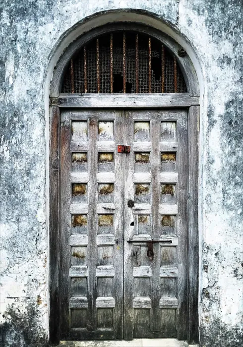 Framed Print : Old Indian-style Gujarati wooden door, Stonetown, Zanzibar, Tanzania Framed Print : Old Indian-style Gujarati wooden door, Stonetown, Zanzibar, Tanzania