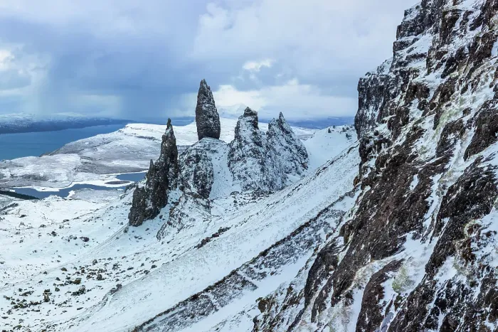 Framed Print : Old Man of Storr and snow covered landscape, Storr Rocks, Isle of Skye, Inner Hebrides, Scotland, United Kingdom Framed Print : Old Man of Storr and snow covered landscape, Storr Rocks, Isle of Skye, Inner Hebrides, Scotland, United Kingdom