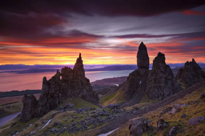 Framed Print : Old Man of Storr at Sunrise, Isle of Skye, Highland Region, Scotland Framed Print : Old Man of Storr at Sunrise, Isle of Skye, Highland Region, Scotland