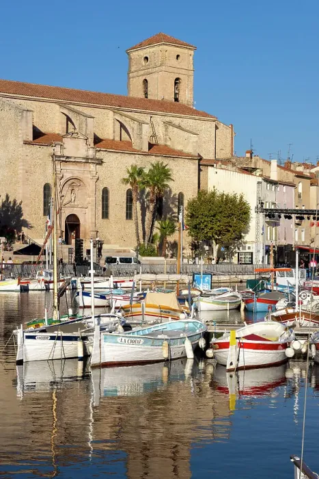 Framed Print : Old port of La Ciotat, Bouches-du-Rhone, Provence-Alpes-Cote d'Azur, France Framed Print : Old port of La Ciotat, Bouches-du-Rhone, Provence-Alpes-Cote d'Azur, France