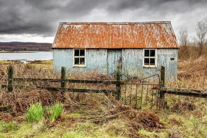 Framed Print : Old shed, Kensalyre, near Uig, Isle of Skye, Inner Hebrides, Scotland