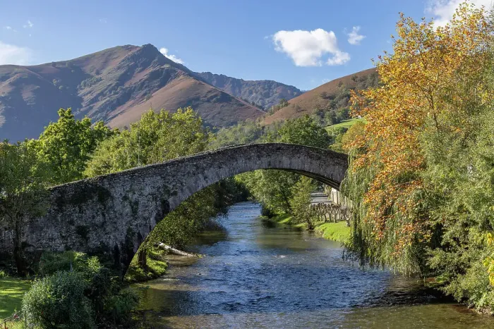 Framed Print : An old stone bridge crosses the Nive des Aldudes, Saint-Etienne-de-Baigorry, Lower Navarre, Pyrenees-Atlantiques, Nouvelle Aquitaine, France Framed Print : An old stone bridge crosses the Nive des Aldudes, Saint-Etienne-de-Baigorry, Lower Navarre, Pyrenees-Atlantiques, Nouvelle Aquitaine, France