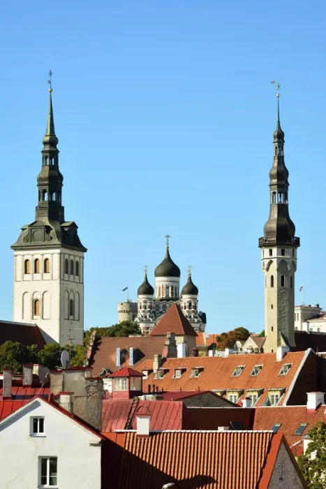 Framed Print : Old Town and Alexander Nevsky Cathedral in Toompea Hill, a Unesco World Heritage Site Framed Print : Old Town and Alexander Nevsky Cathedral in Toompea Hill, a Unesco World Heritage Site