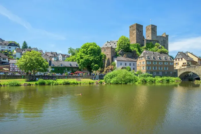 Framed Print : Old town with castle and Lahn bridge, Runkel an der Lahn, Hesse, Germany, Europe Framed Print : Old town with castle and Lahn bridge, Runkel an der Lahn, Hesse, Germany, Europe
