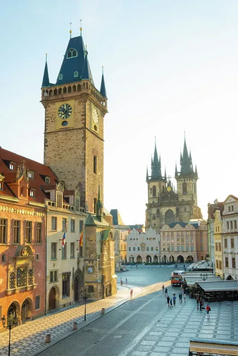 Framed Print : Old Town Hall & Church of Our Lady before Tyn, Old Town Square, Prague, Czech Republic Framed Print : Old Town Hall & Church of Our Lady before Tyn, Old Town Square, Prague, Czech Republic