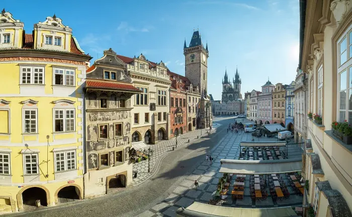 Framed Print : Old Town Hall & Church of Our Lady before Tyn, Old Town Square, Prague, Czech Republic Framed Print : Old Town Hall & Church of Our Lady before Tyn, Old Town Square, Prague, Czech Republic