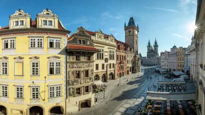 Framed Print : Old Town Hall & Church of Our Lady before Tyn, Old Town Square, Prague, Czech Republic Framed Print : Old Town Hall & Church of Our Lady before Tyn, Old Town Square, Prague, Czech Republic